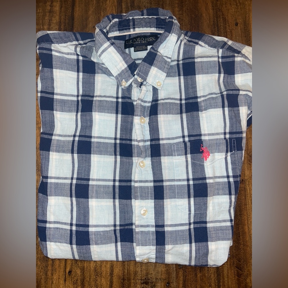 U.S. Polo Assn. Men's Large Blue Plaid Short Sleeve Button-Down Shirt